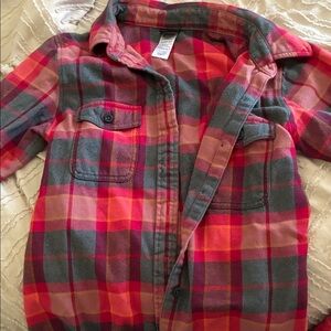 Patagonia women’s Plaid Shirt in Red and Gray
